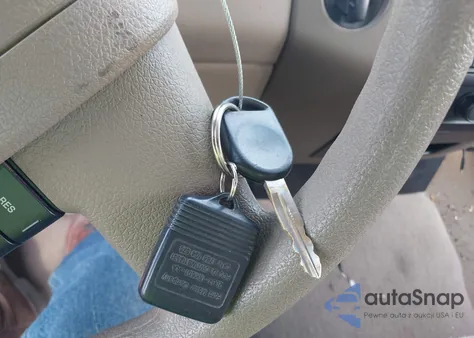 2005 Ford F-150 Fx4/Lariat/Xlt from USA, damaged, VIN 1FTPW14535FB66168